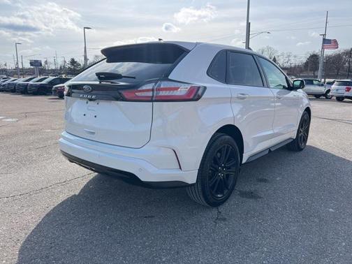 2023 Ford Edge ST Line