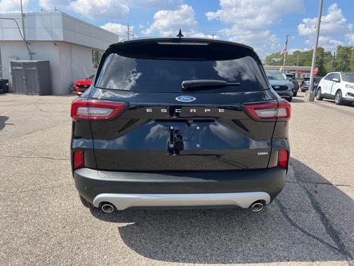 2025 Ford Escape PHEV SE