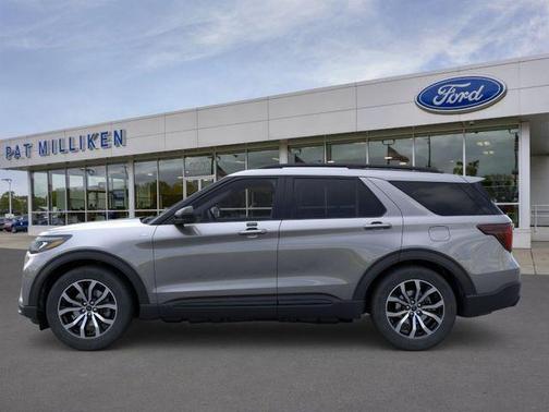 Carbonized Gray Metallic 2026 Ford Explorer ST-Line