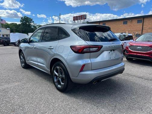 Iconic Silver Metallic 2024 Ford Escape ST-Line