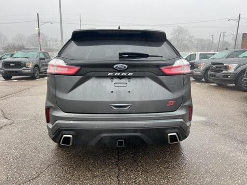 2023 Ford Edge ST