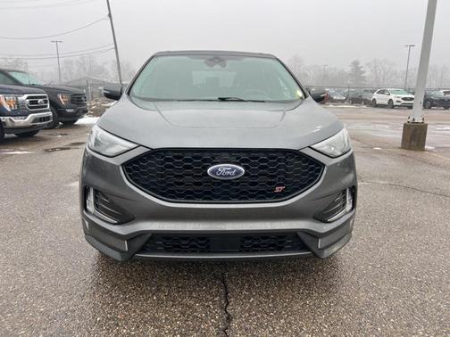 2023 Ford Edge ST