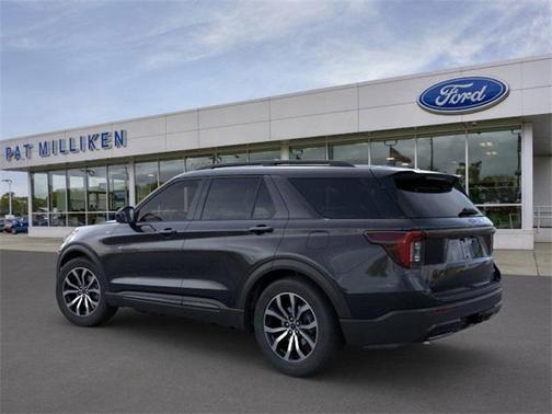 2025 Ford Explorer ST-Line