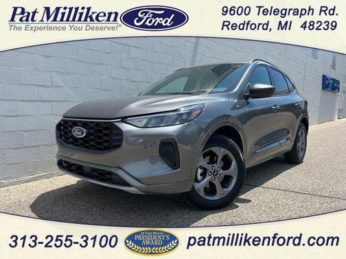 Carbonized Gray Metallic 2024 Ford Escape ST-Line