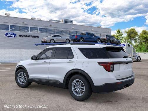 Space White Metallic 2026 Ford Explorer Active