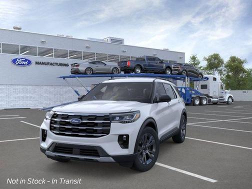 Space White Metallic 2026 Ford Explorer Active
