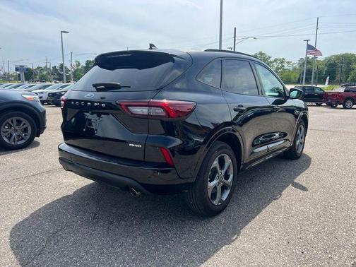 Agate Black Metallic 2024 Ford Escape ST-Line
