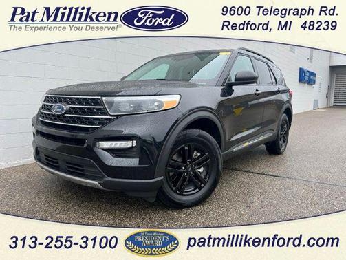 Agate Black Metallic 2024 Ford Explorer XLT