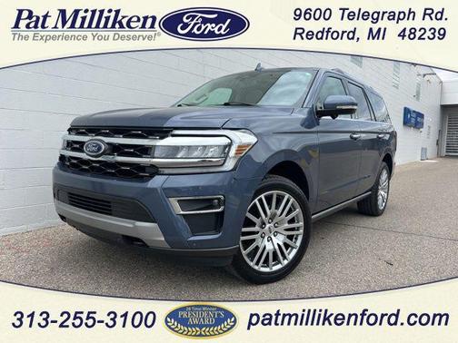 Infinite Blue Metallic Tinted Clearcoat 2023 Ford Expedition Limited