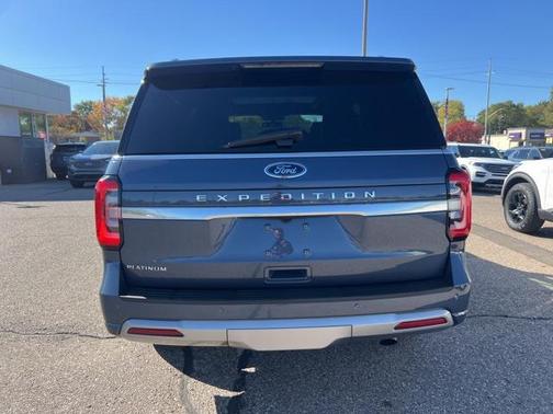 2022 Ford Expedition Platinum