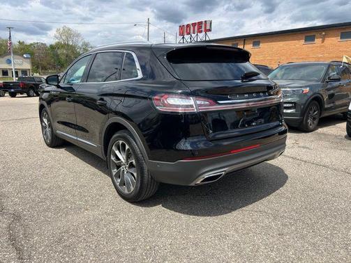 Infinite Black Metallic Clearcoat 2023 Lincoln Nautilus Reserve