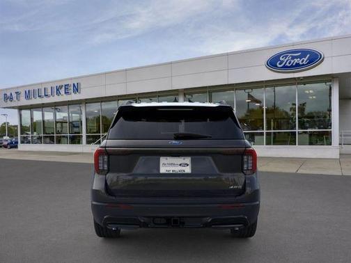 Agate Black Metallic 2026 Ford Explorer ST-Line