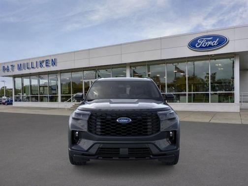 Agate Black Metallic 2026 Ford Explorer ST-Line