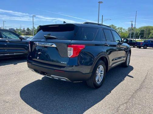 Stone Blue Metallic 2024 Ford Explorer XLT