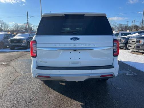 2022 Ford Expedition Platinum
