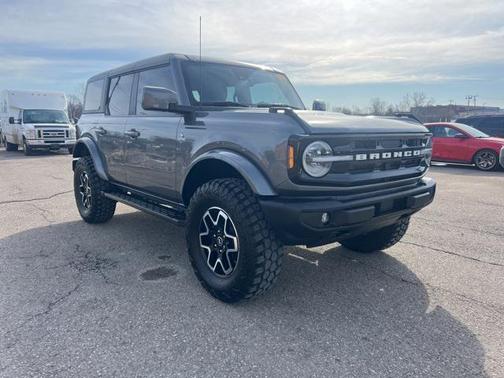 2023 Ford Bronco Outer Banks
