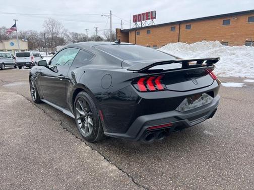 2024 Ford Mustang Dark Horse Fastback