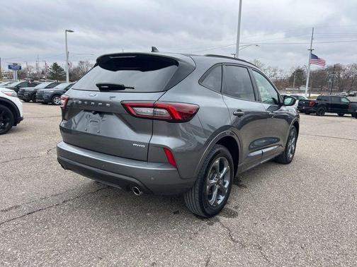 2023 Ford Escape ST-Line Select