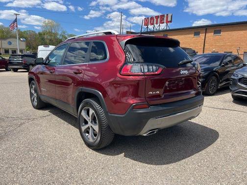 Velvet Red Pearlcoat 2019 Jeep Cherokee Limited