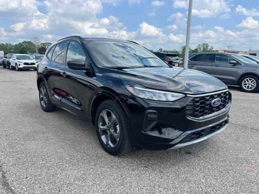 Agate Black Metallic 2024 Ford Escape ST-Line