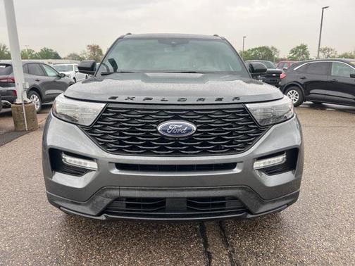 2023 Ford Explorer ST-Line