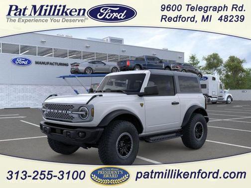 Oxford White 2026 Ford Bronco Badlands