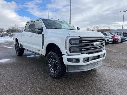 2025 Ford F-350 Platinum