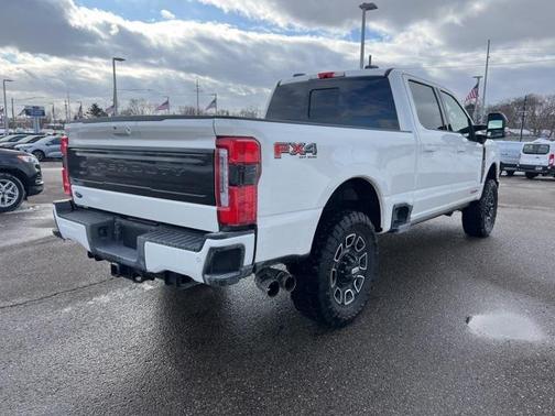 2025 Ford F-350 Platinum