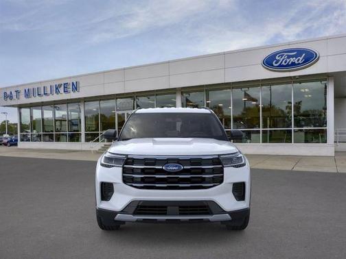 Space White Metallic 2026 Ford Explorer Active