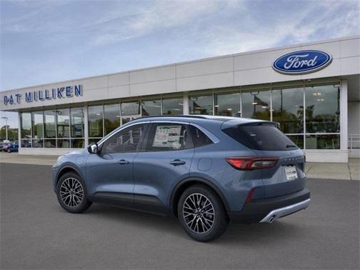2025 Ford Escape PHEV SE