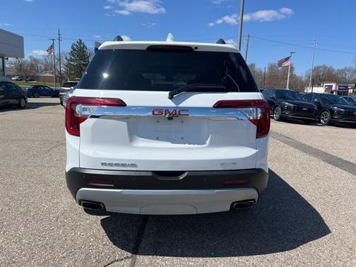 2022 GMC Acadia AWD SLE