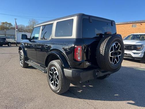 2022 Ford Bronco Outer Banks
