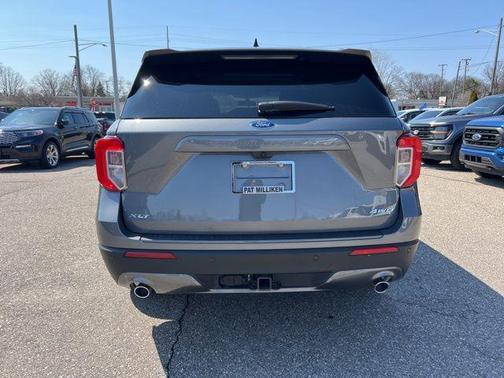 Carbonized Gray Metallic 2023 Ford Explorer XLT