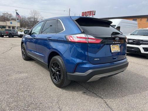 Atlas Blue Metallic 2024 Ford Edge SEL