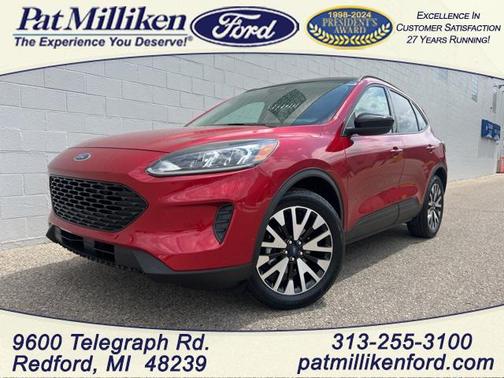2020 Ford Escape SE