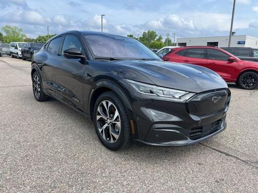 2022 Ford Mustang Mach-E Premium