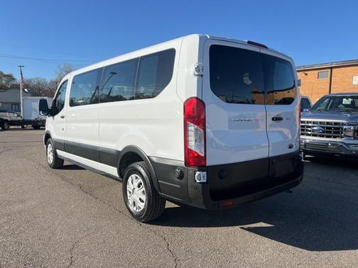 2024 Ford Transit-350 XLT