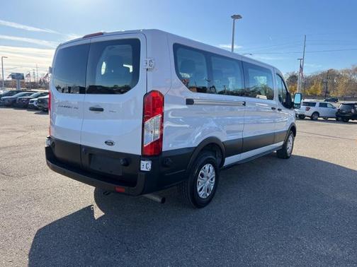 2024 Ford Transit-350 XLT