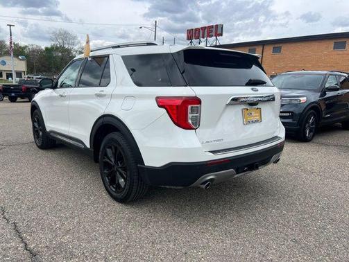Star White Metallic Tri-Coat 2023 Ford Explorer Limited