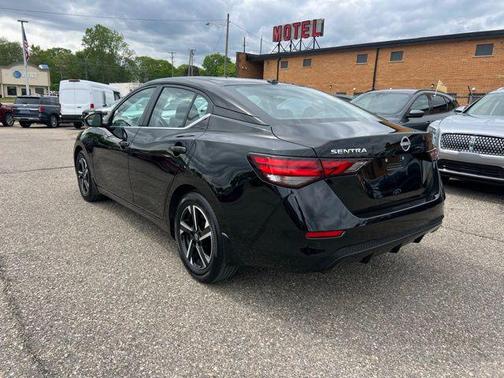 Super Black 2025 Nissan Sentra SV