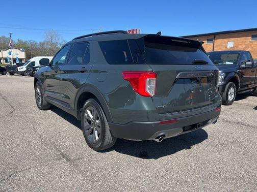 Forged Green Metallic 2024 Ford Explorer XLT