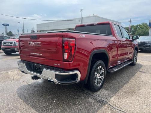 2022 GMC Sierra 1500 SLE