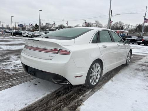 2016 Lincoln MKZ Hybrid Base