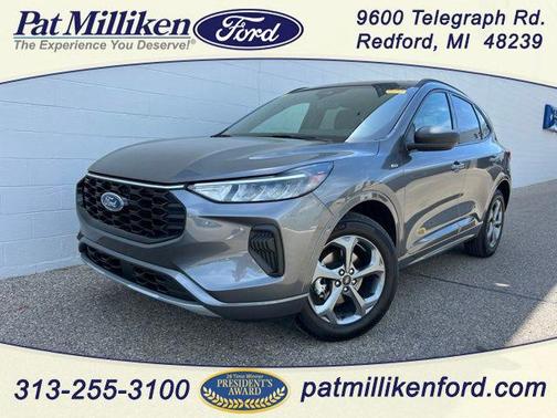 Carbonized Gray Metallic 2024 Ford Escape ST-Line