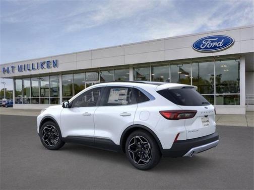 2026 Ford Escape Platinum