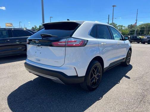 Oxford White 2024 Ford Edge SEL
