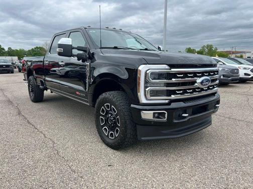 Agate Black Metallic 2024 Ford F-350 Platinum