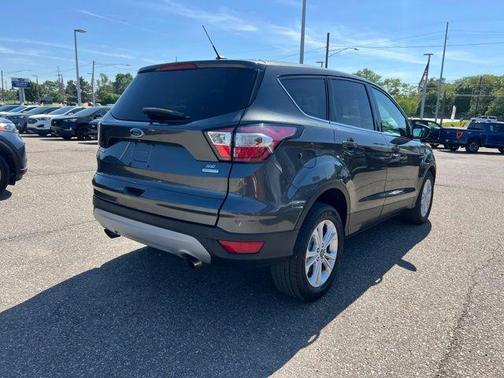 Magnetic Metallic 2017 Ford Escape SE
