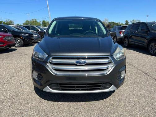 Magnetic Metallic 2017 Ford Escape SE