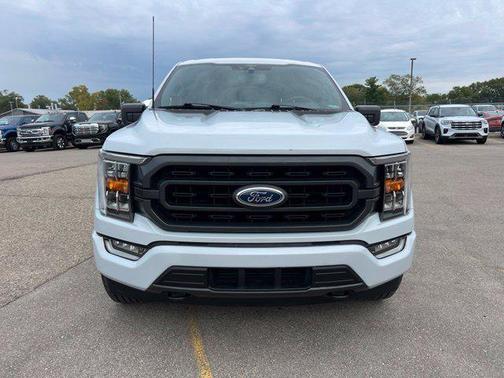 Space White Metallic 2021 Ford F-150 XLT